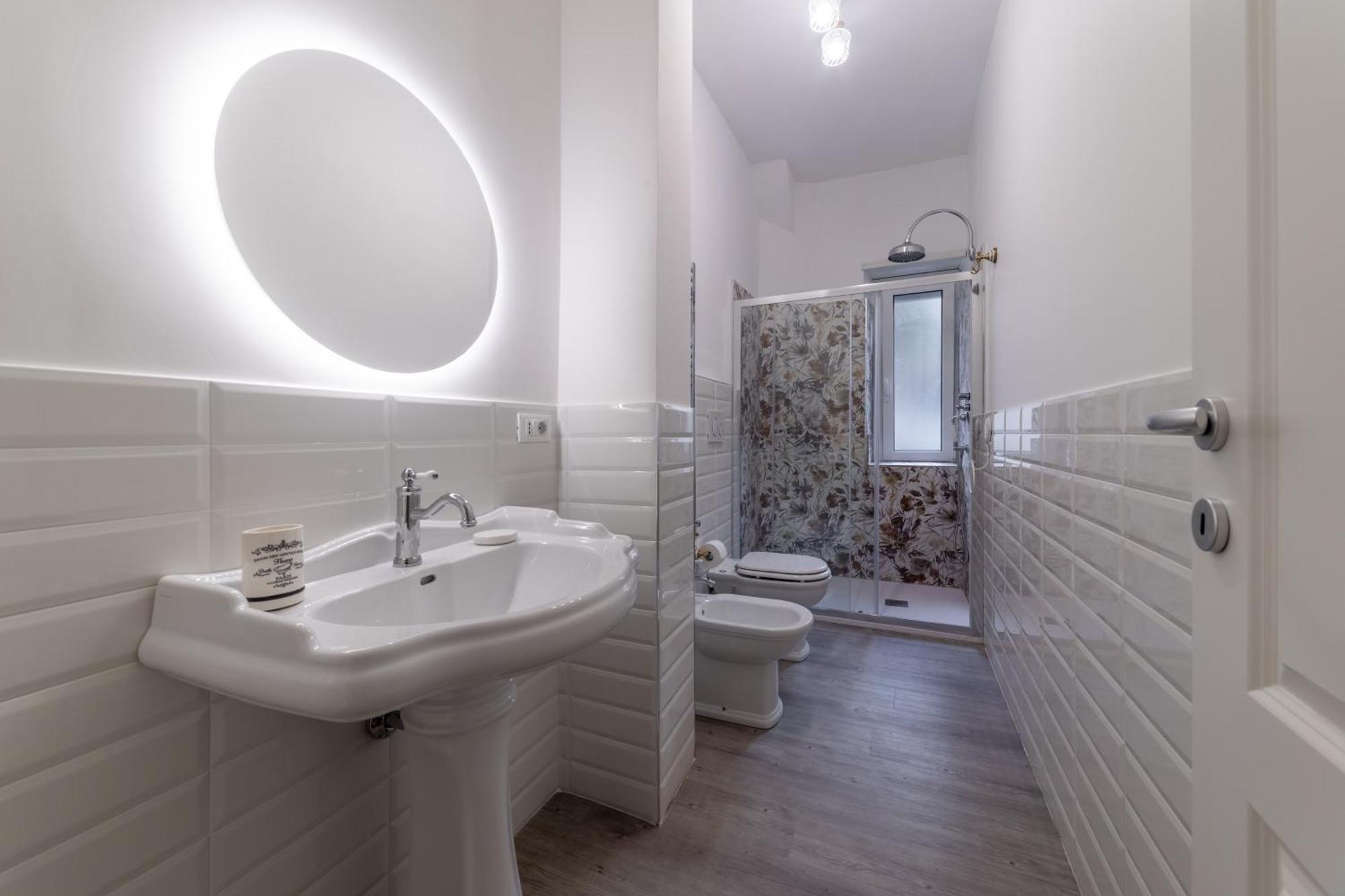 Apartment Vatican Shabby Double Bedrooms Rome