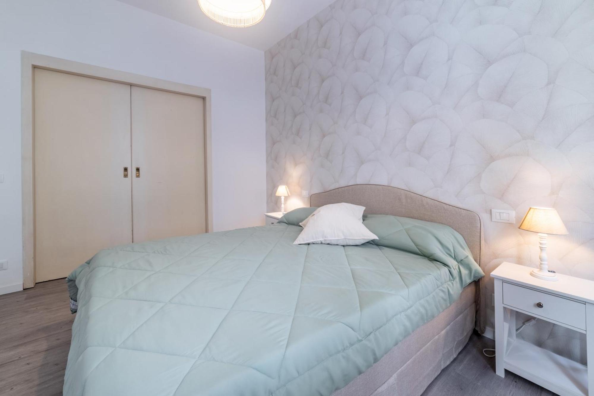 Vatican Shabby Double Bedrooms