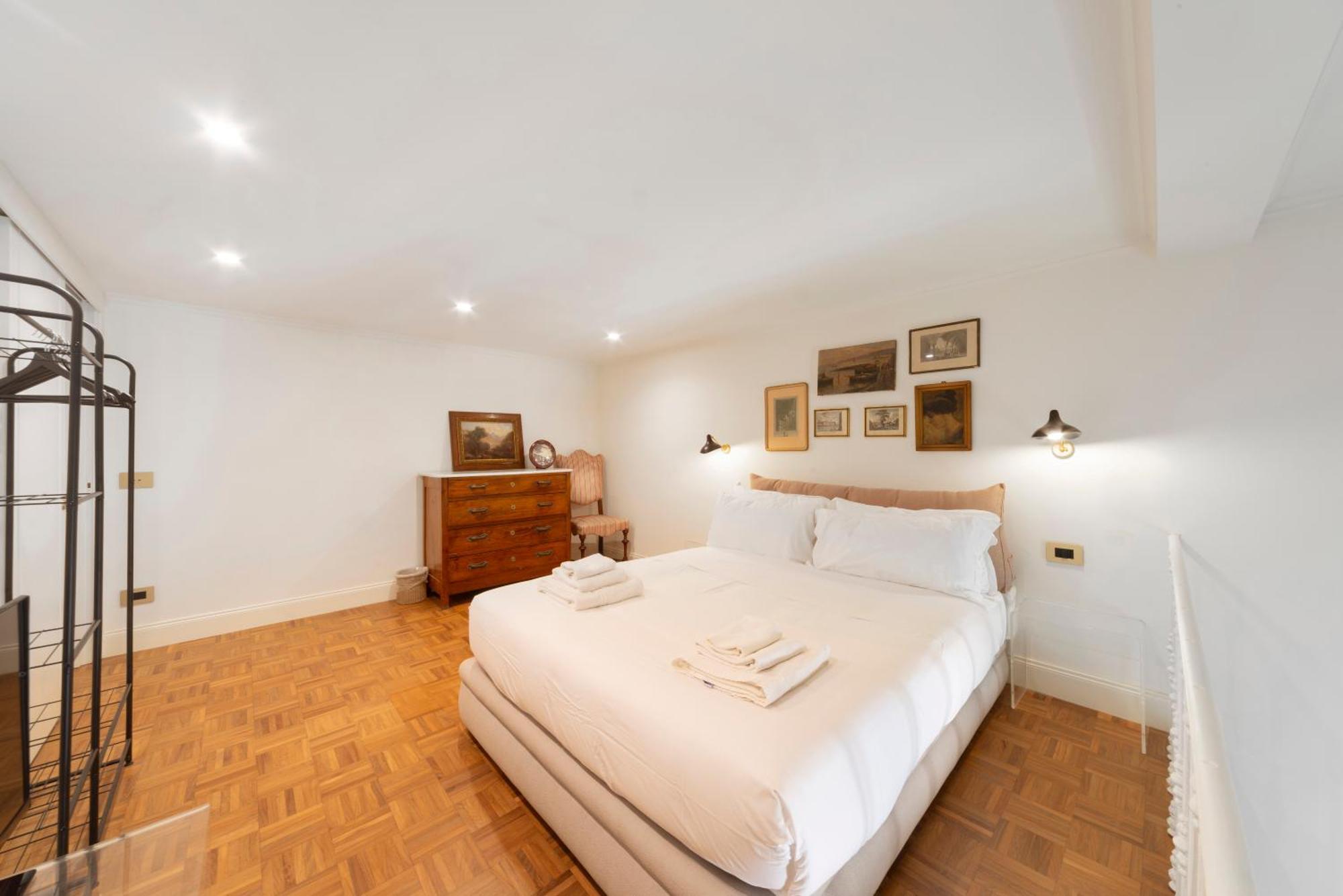 Timeless Elegance In Trastevere *