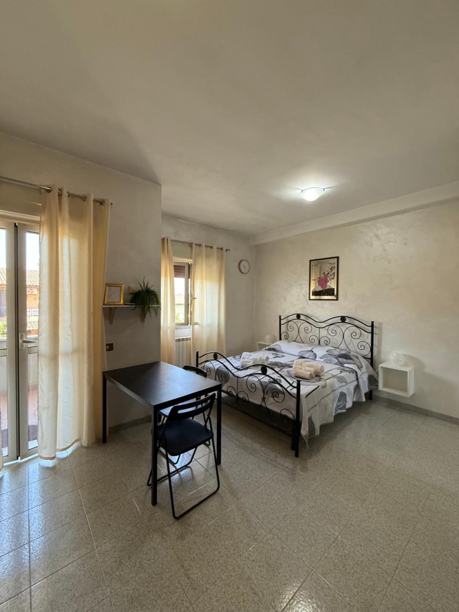 Residenza Anagnina * Roma