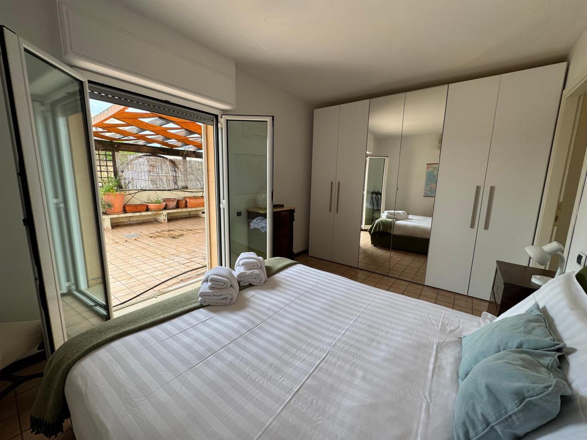 Apartment Eur - Colosseo Dolce Rooftop Wifi-ac-bbq Rome