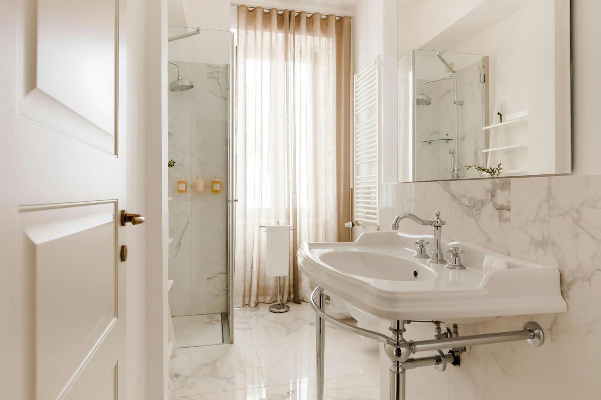 Sonder By Marriott Bonvoy Barberini Apartments Piazza Barberini Rome