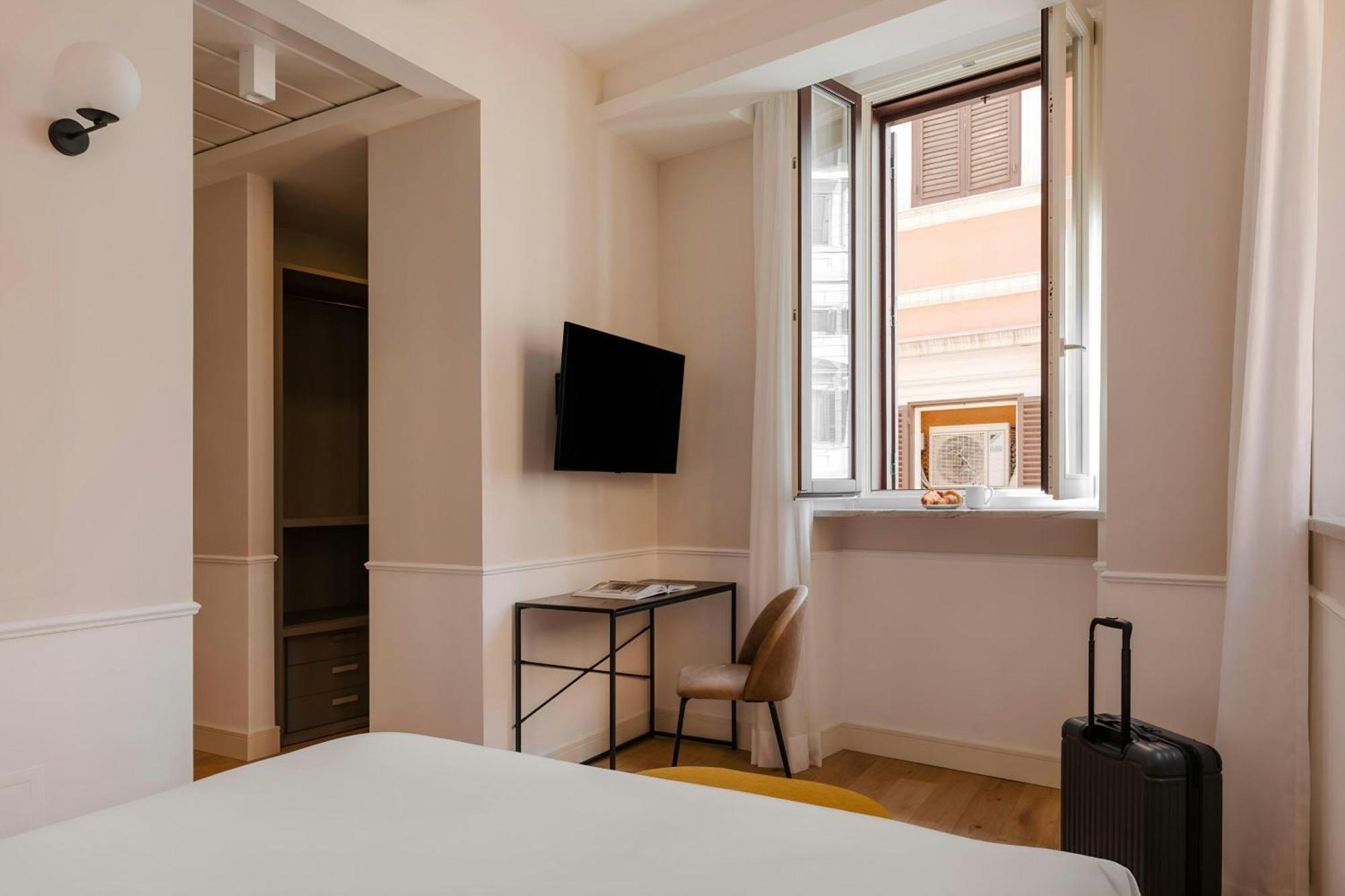 Sonder By Marriott Bonvoy Antinoo Apartments Piazza Del Parlamento Aparthotel *
