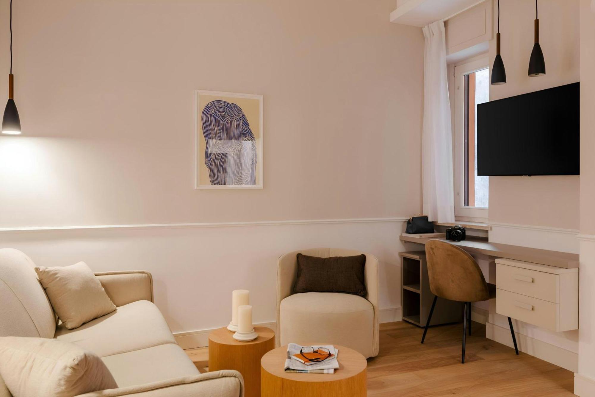Sonder By Marriott Bonvoy Antinoo Apartments Piazza Del Parlamento Rome
