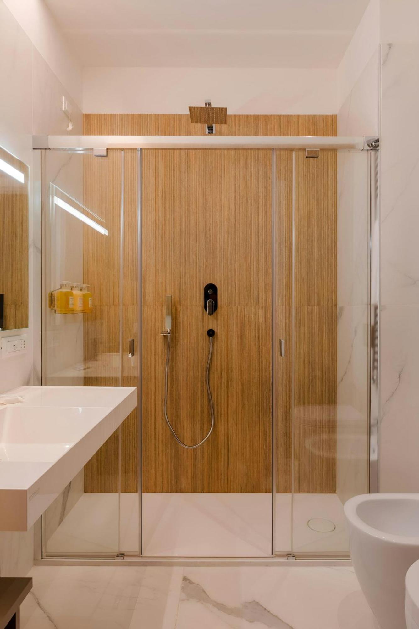 Aparthotel Sonder By Marriott Bonvoy Antinoo Apartments Piazza Del Parlamento *