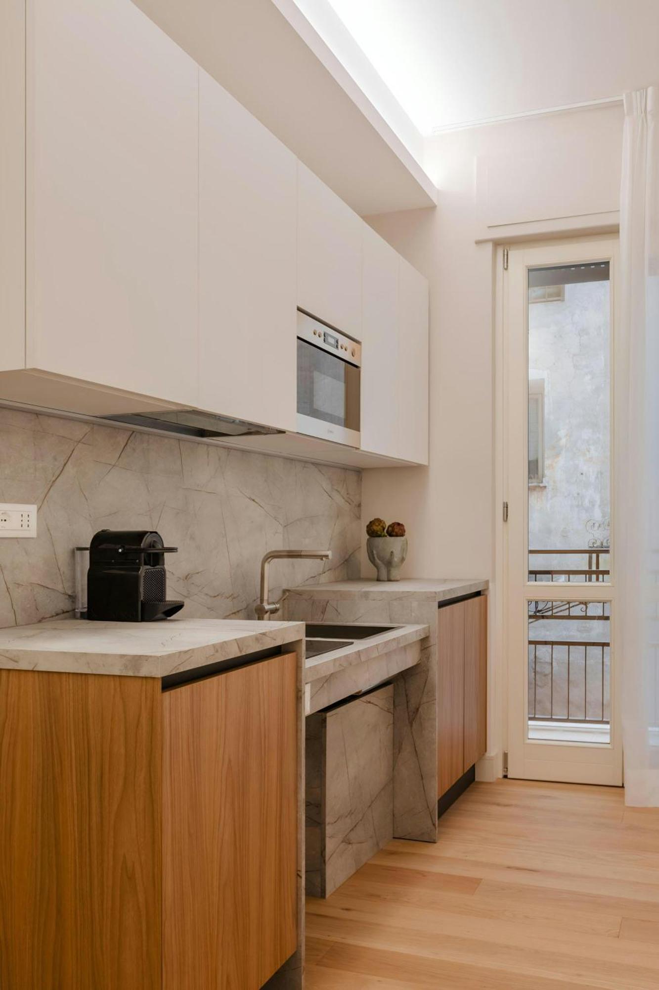 Sonder By Marriott Bonvoy Antinoo Apartments Piazza Del Parlamento
