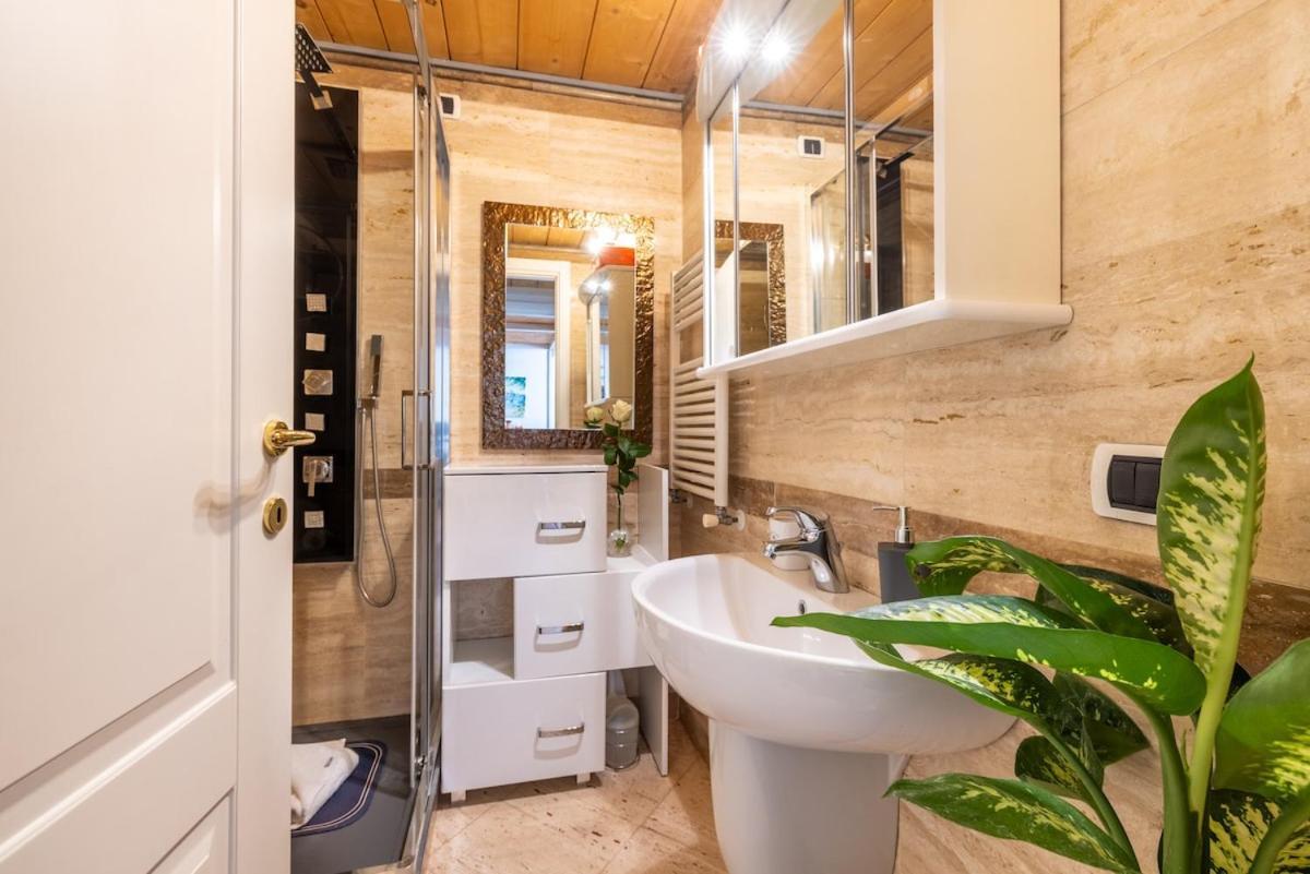 Parioli Suite-duplex * Rome