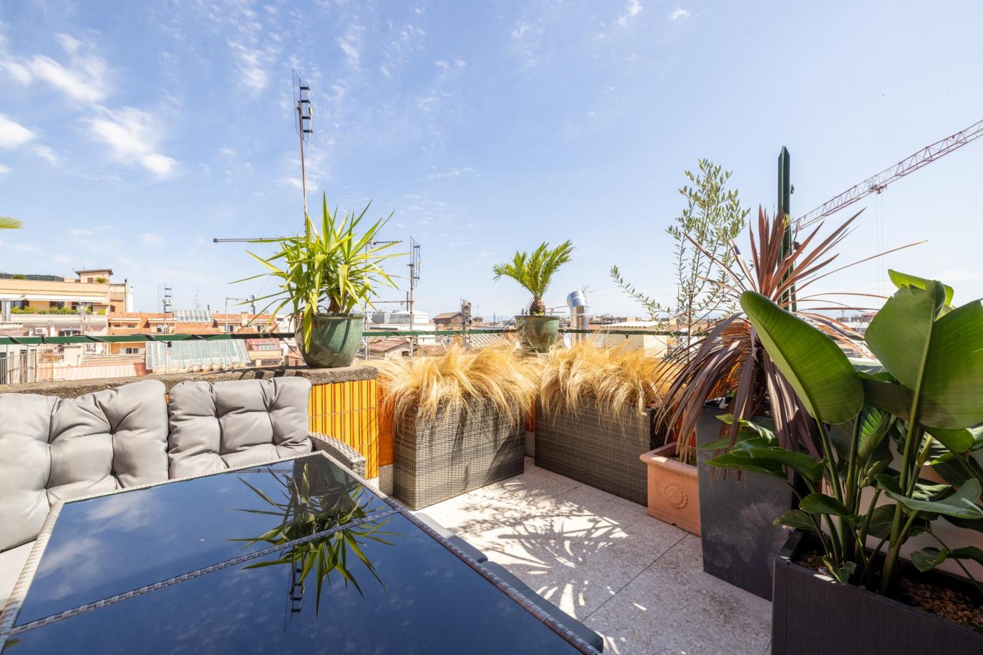 Dolce Penthouse * Rome