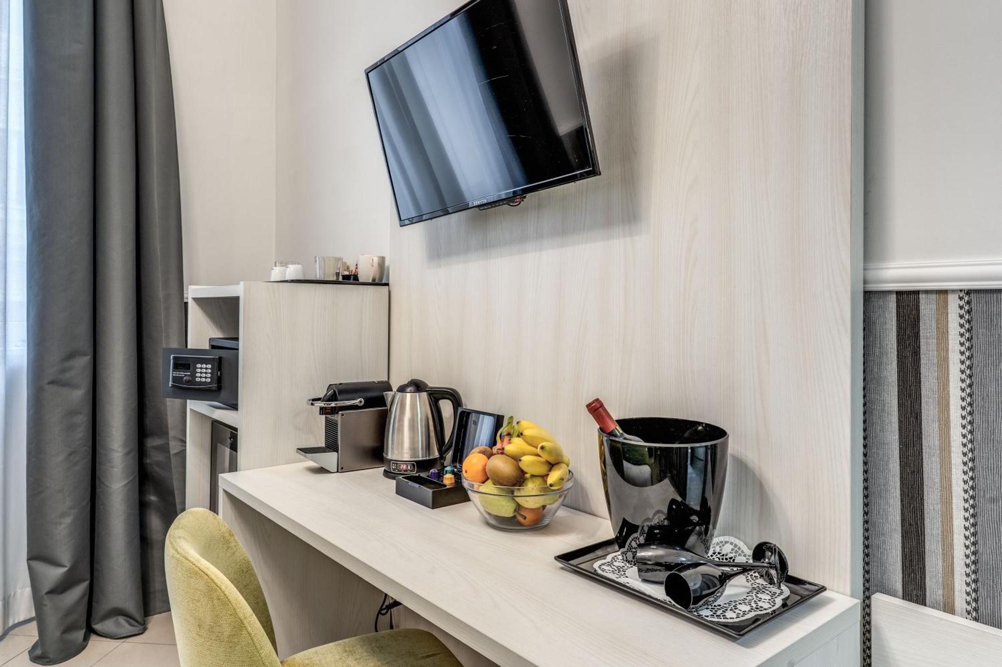 Ottaviano Augusto 3* Rome