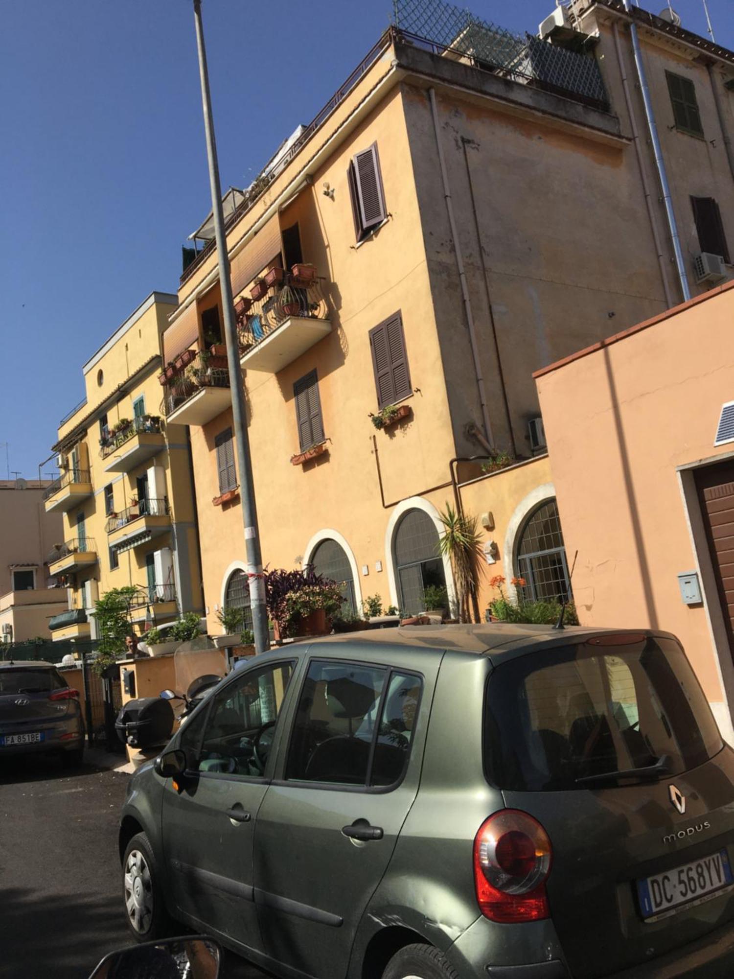 House Alessandrino Roma