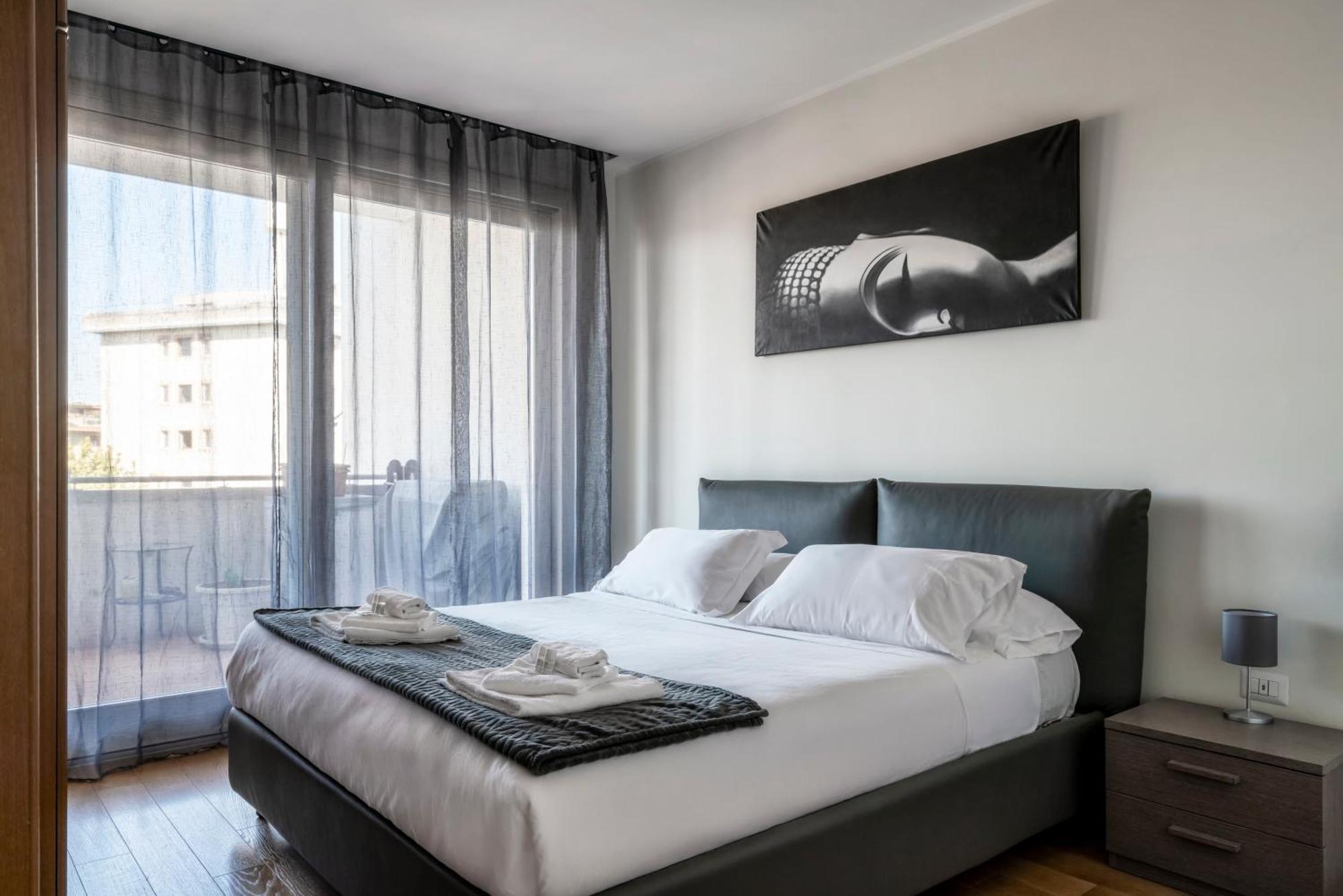 Park Apartment