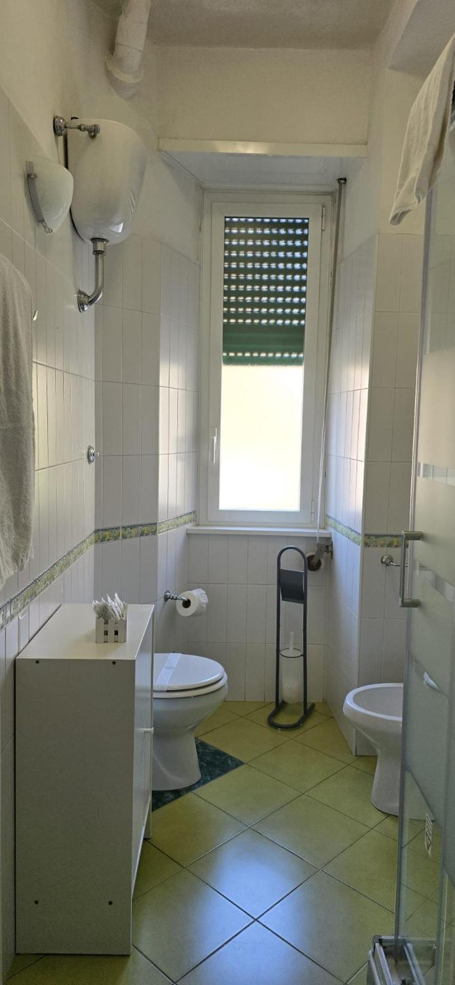 Fenice House Guest house *