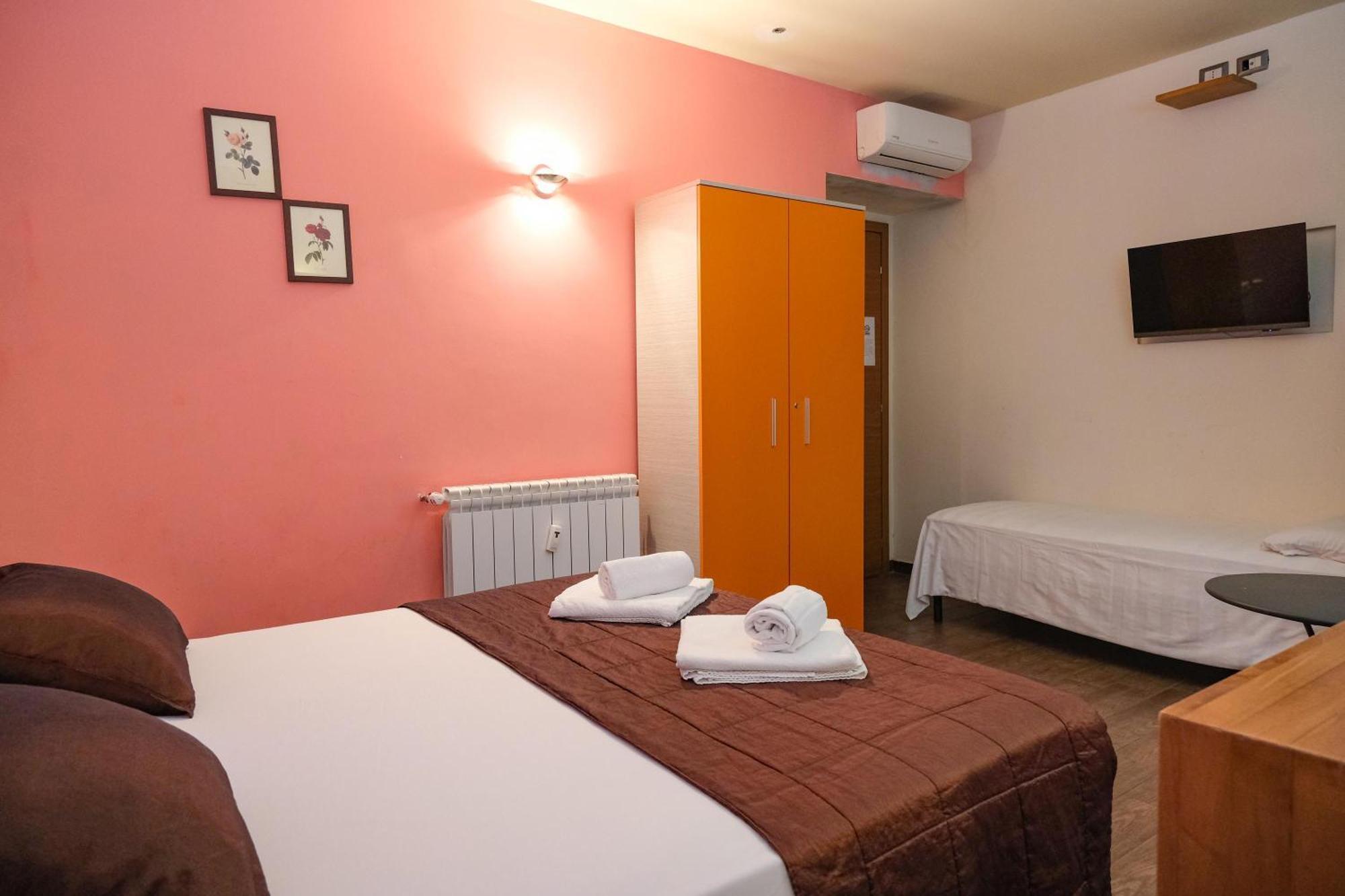 Aida Charming Bed & Breakfast 2*
