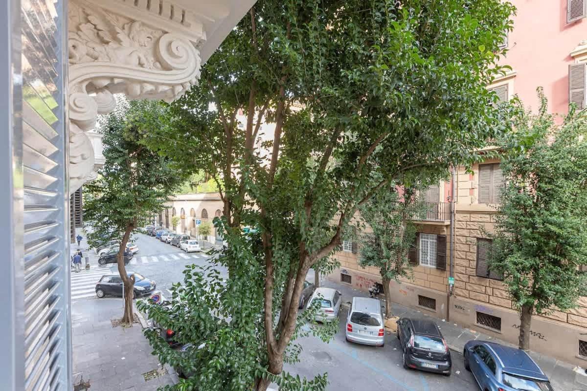 Colosseum Holidays - Three-bedroom * Rome