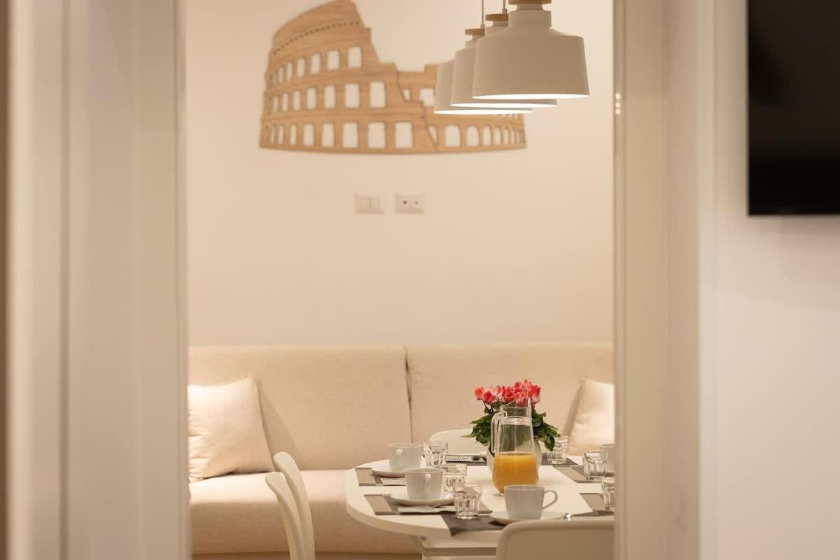 Apartment Colosseum Holidays - Three-bedroom
