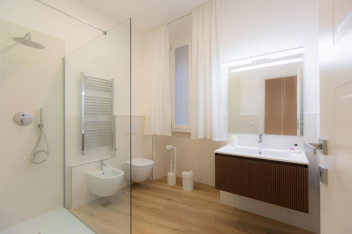 Colosseum Holidays - Three-bedroom *