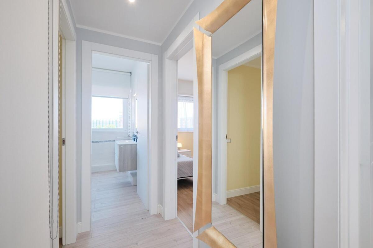 Zona Eur 70 - Giorty Domus Romanae E Piscina Appartamento *