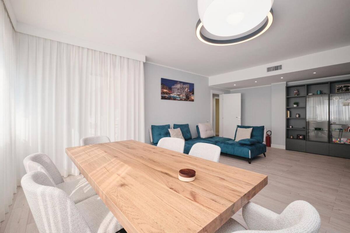 Zona Eur 70 - Giorty Domus Romanae E Piscina Appartamento Roma