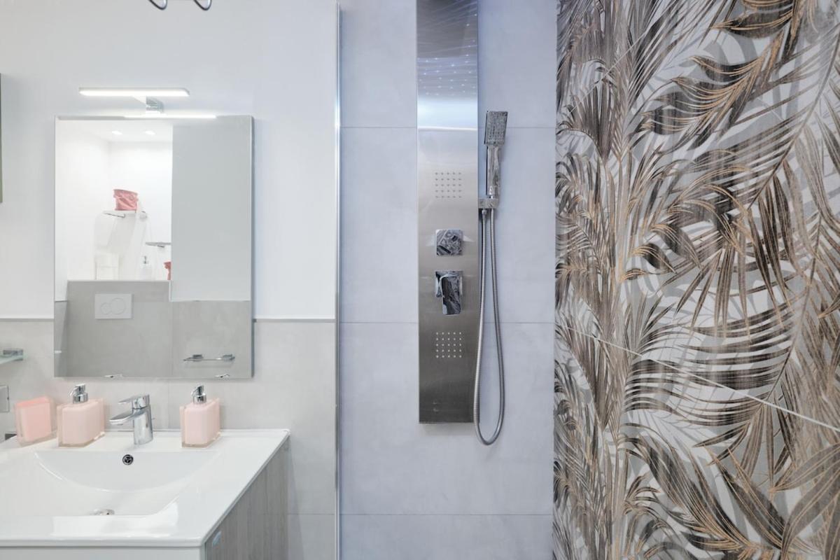 Zona Eur 70 - Giorty Domus Romanae E Piscina