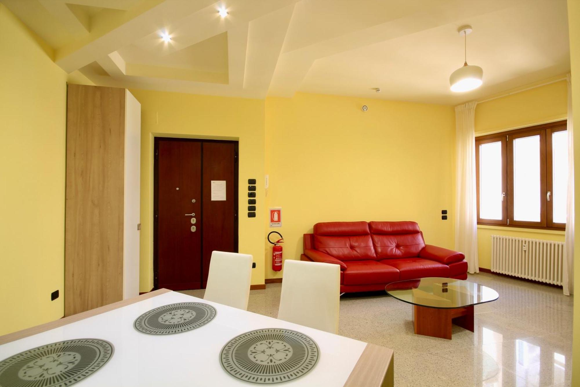 Hc - Clohouse Spacious Flat Apartment