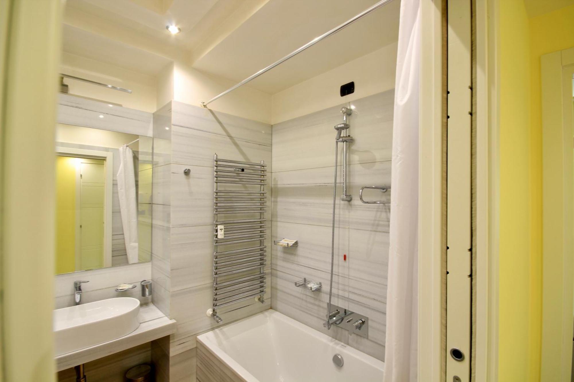 Hc - Clohouse Spacious Flat Apartment *