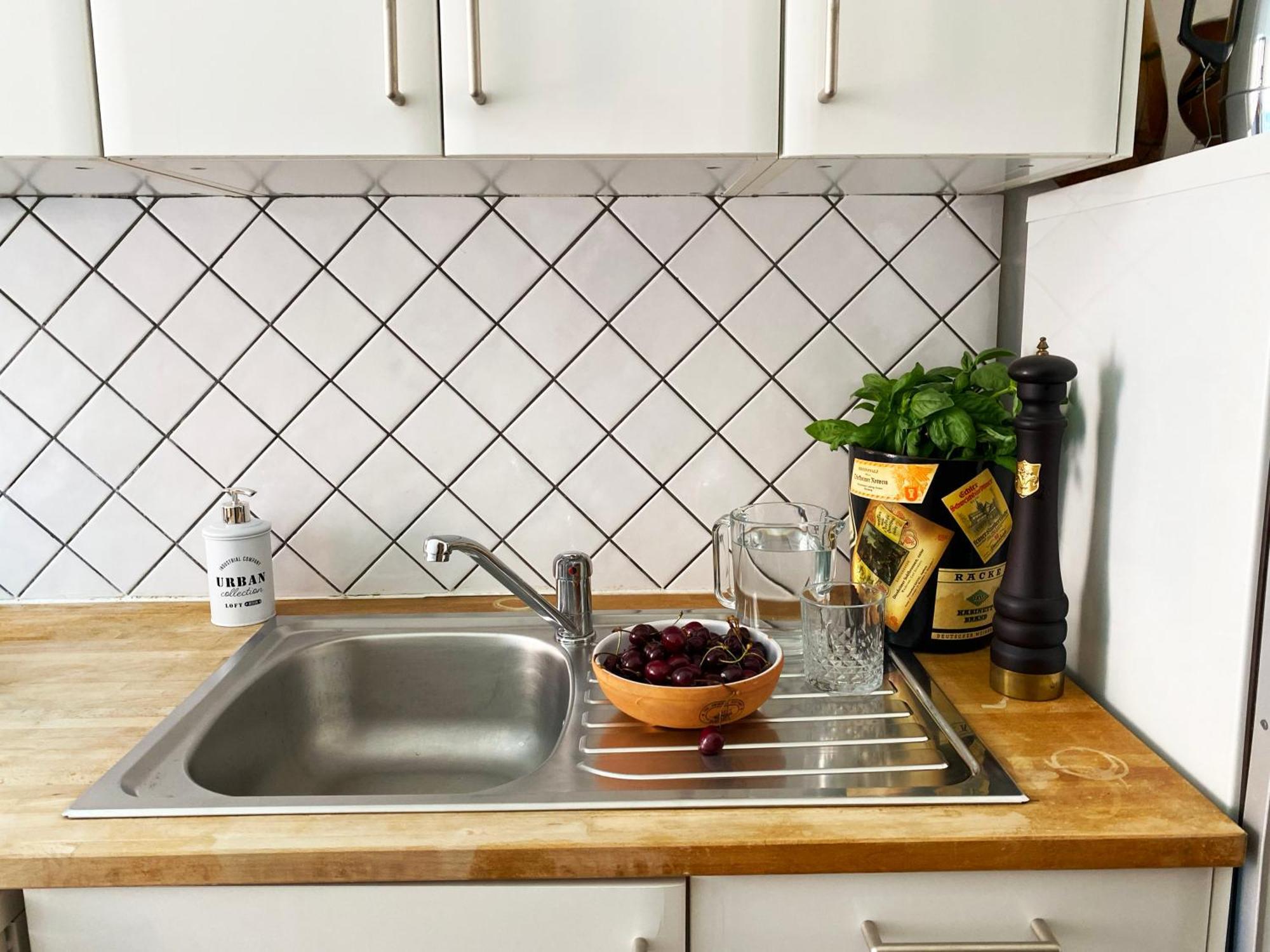 Vintage 30s Prati Apartment