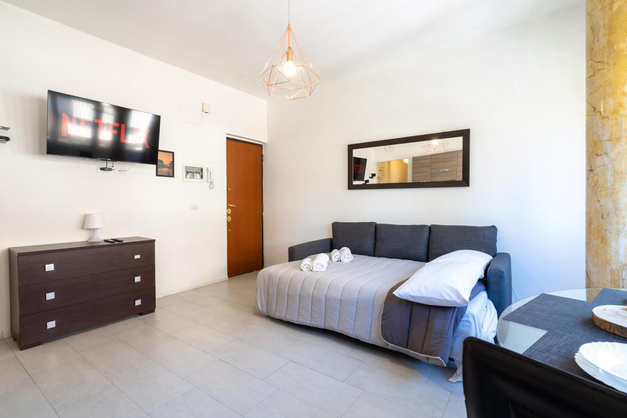 Apartment New Opening! Close To St Peter & Free Netflix *