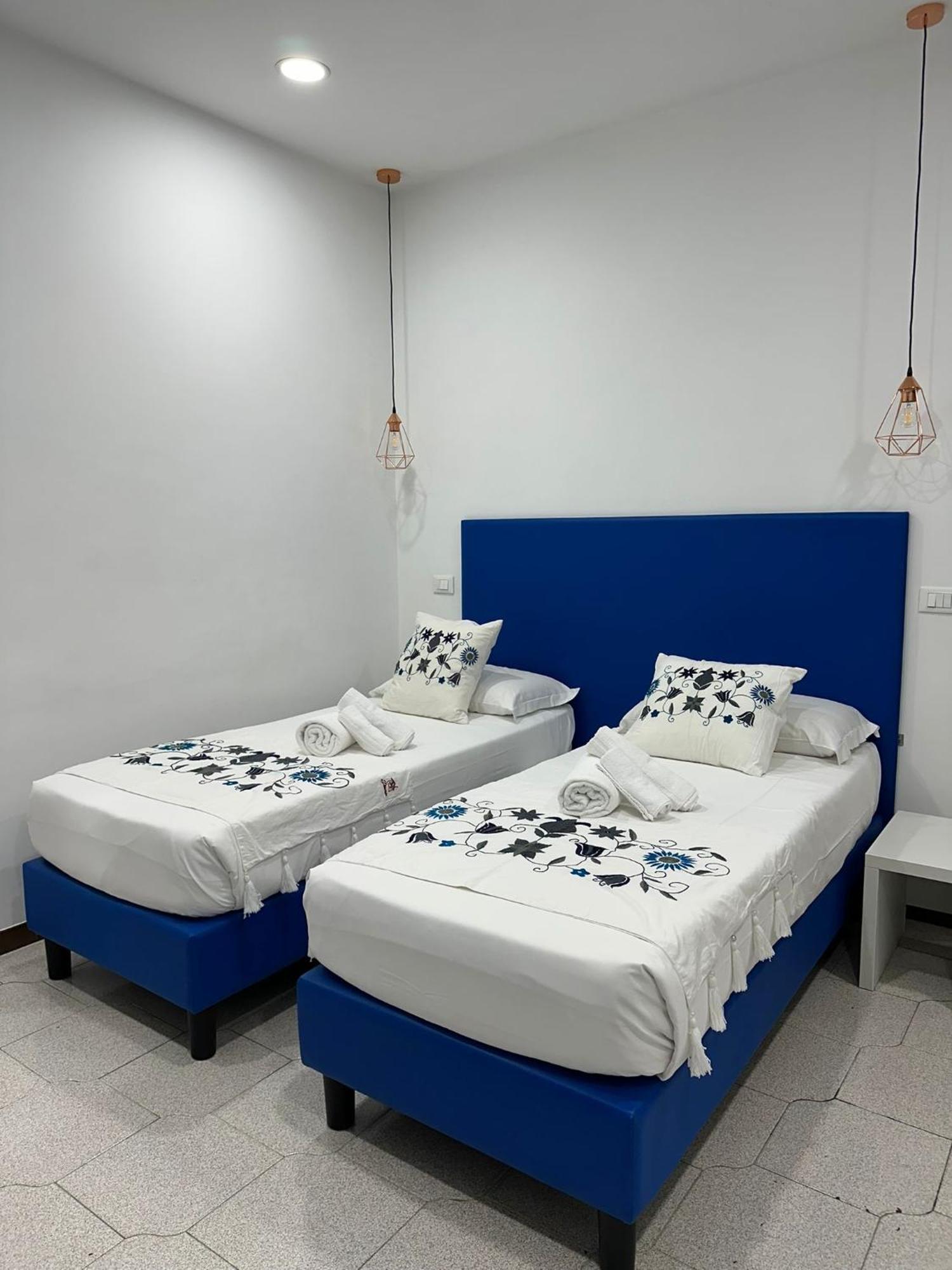 Dianir Guest house *
