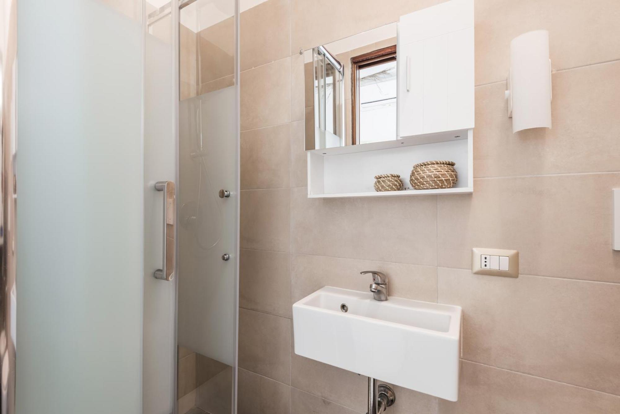 Aparthotel The Rent - Bright Flat Near San Pietro Rome