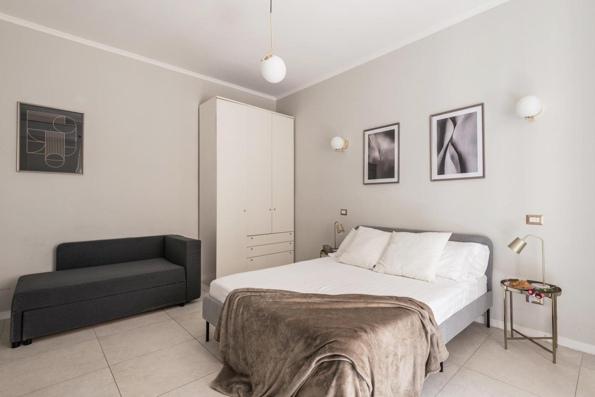 The Rent - Bright Flat Near San Pietro *