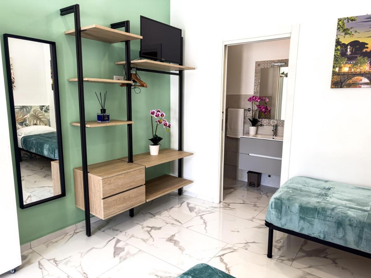 Apartment Lovely In 24 - 26