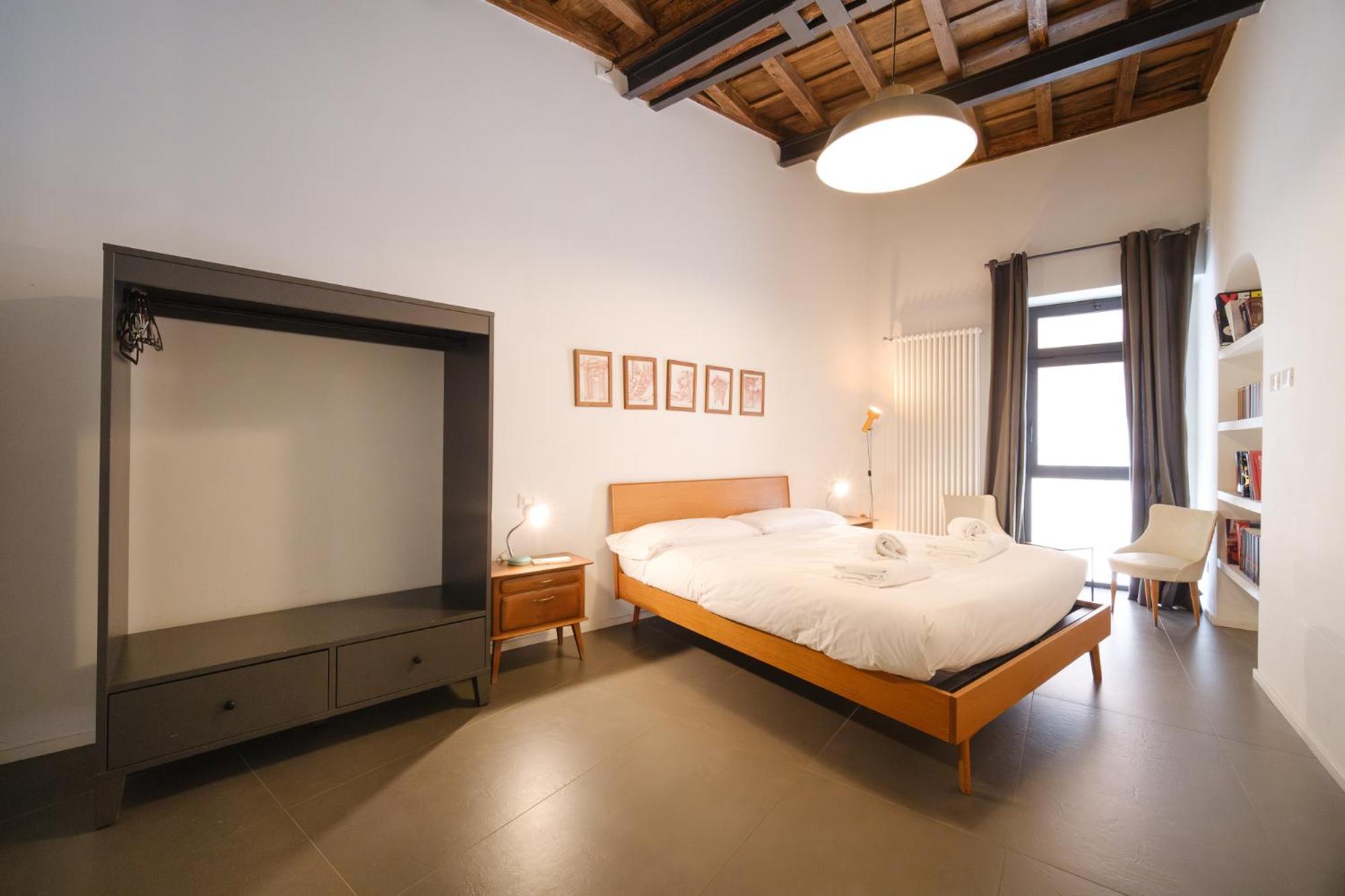 Apartment Golden House Buddyrent Rome