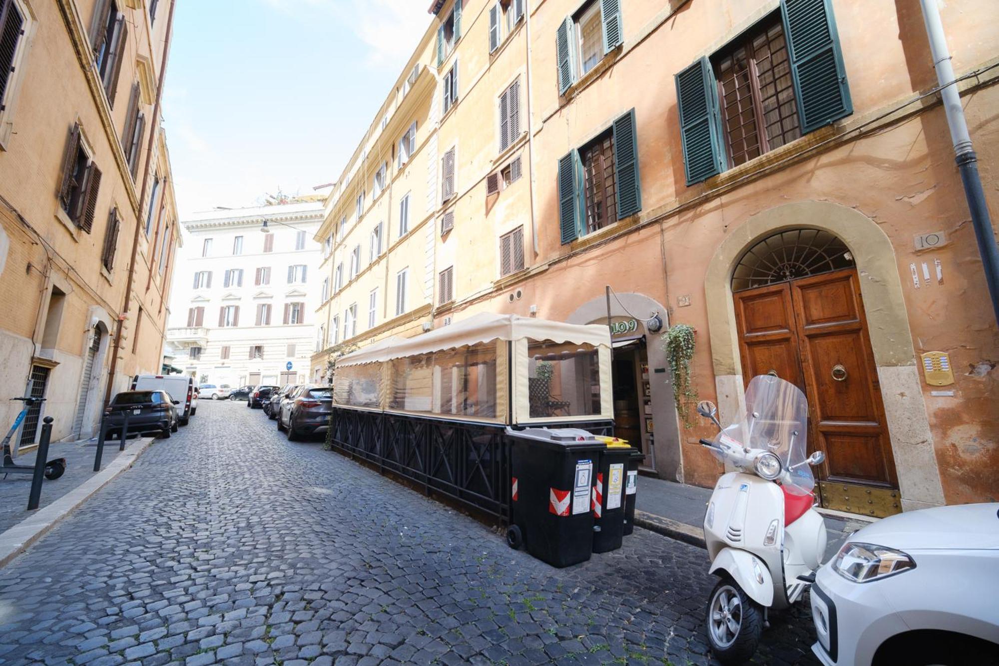 Golden House Buddyrent * Rome