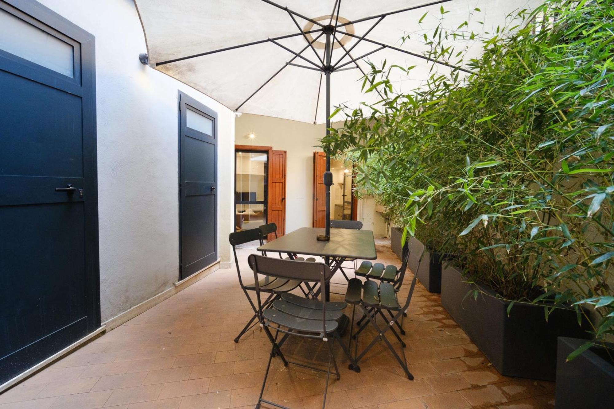 Golden House Buddyrent Apartment