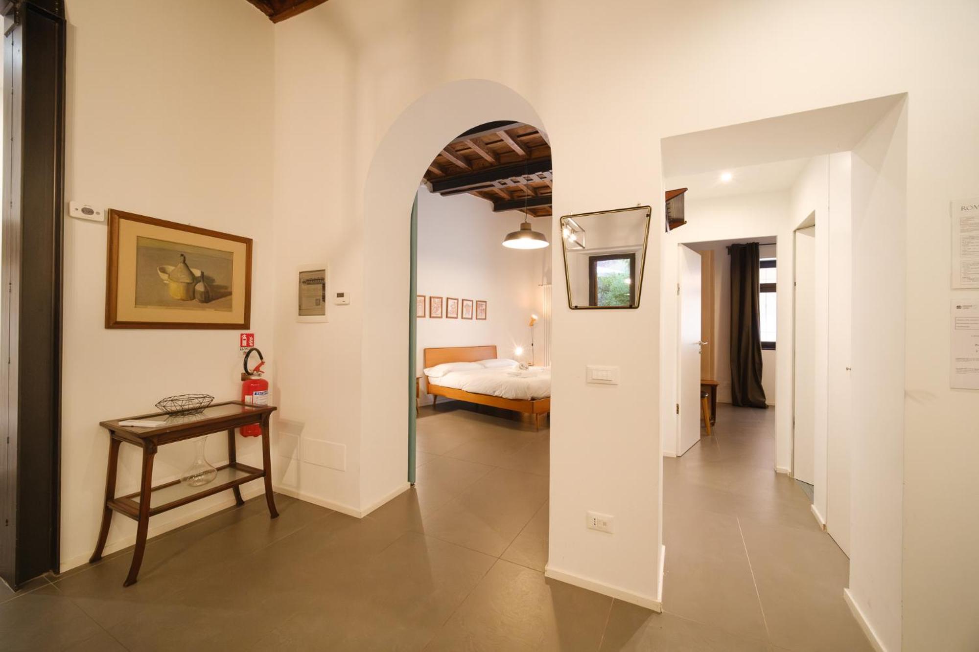 Golden House Buddyrent Apartment Rome