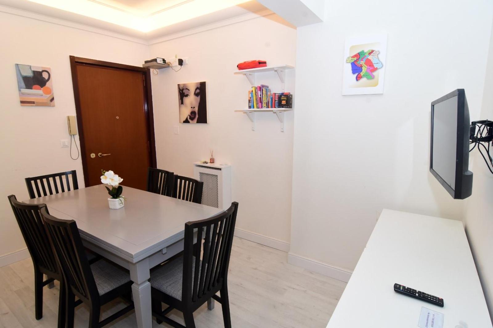 Metro Apartment