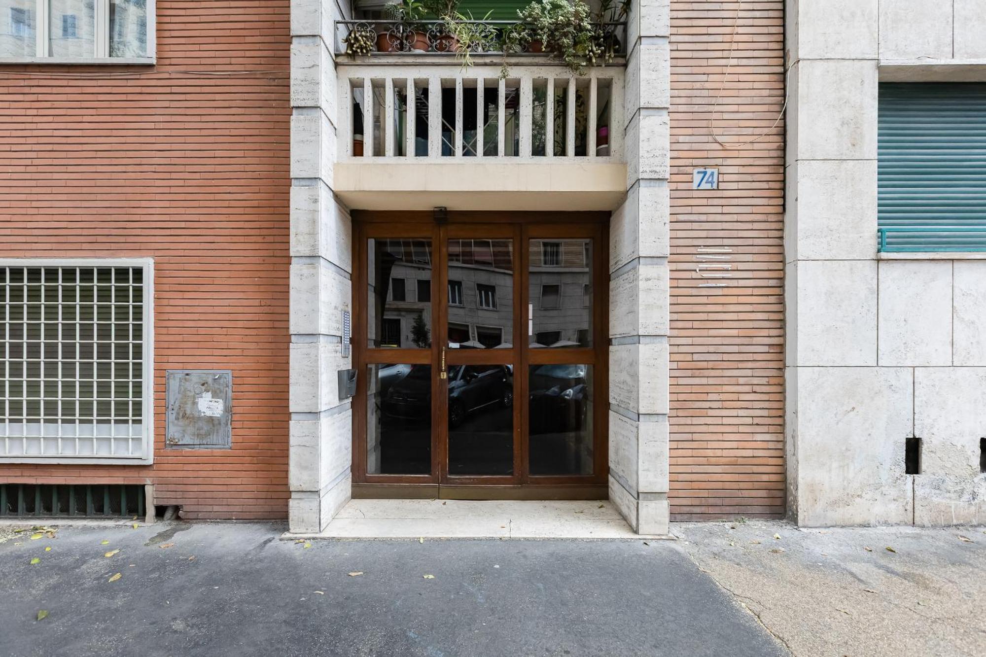Boutique In Vatican