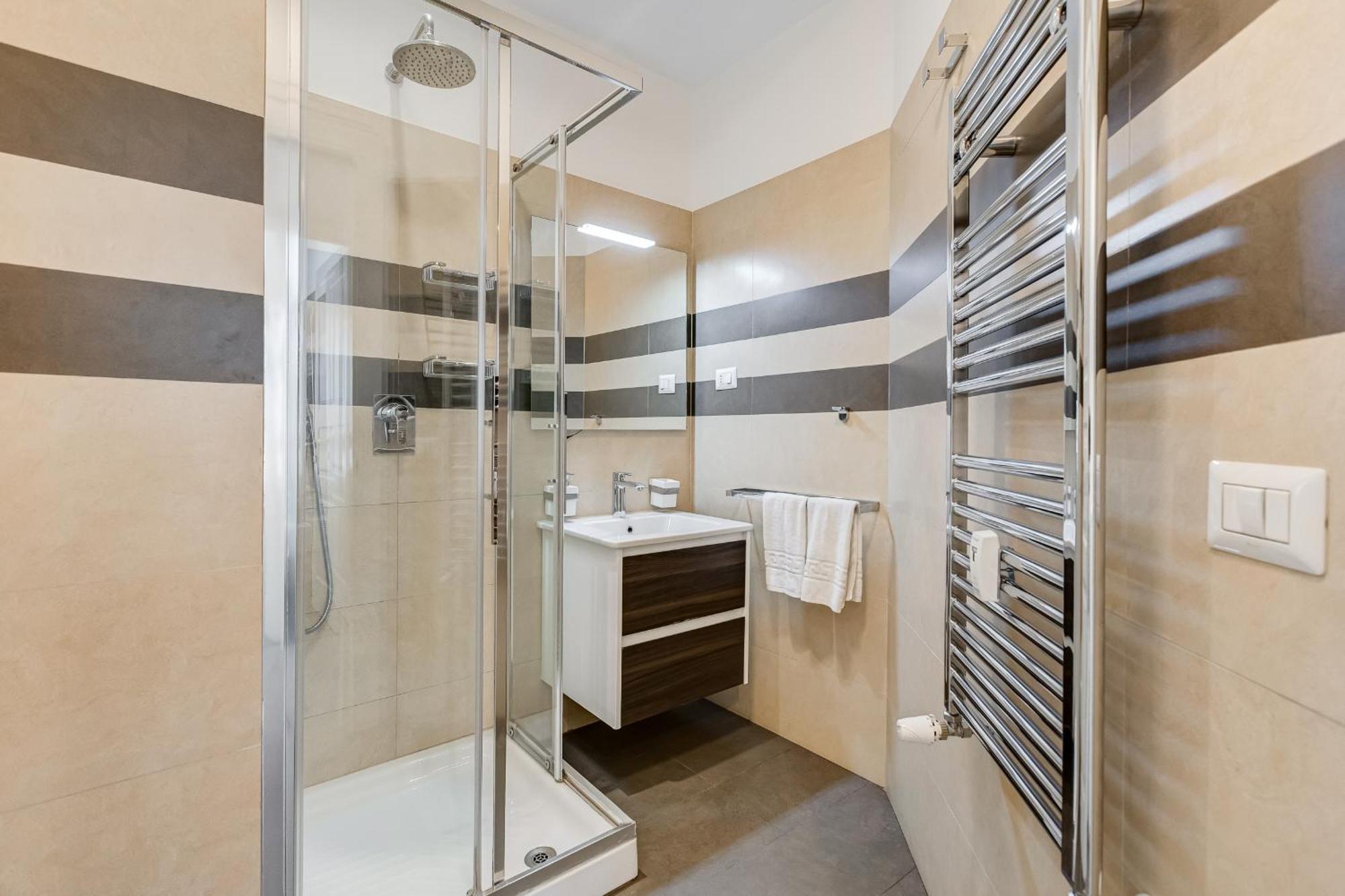 Boutique In Vatican Apartment