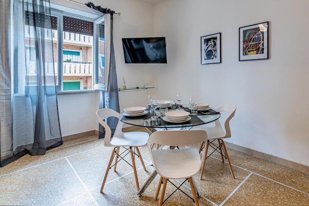 Homestay Policlinico Tiburtina Con Balcone Panoramico E Bagno Privato