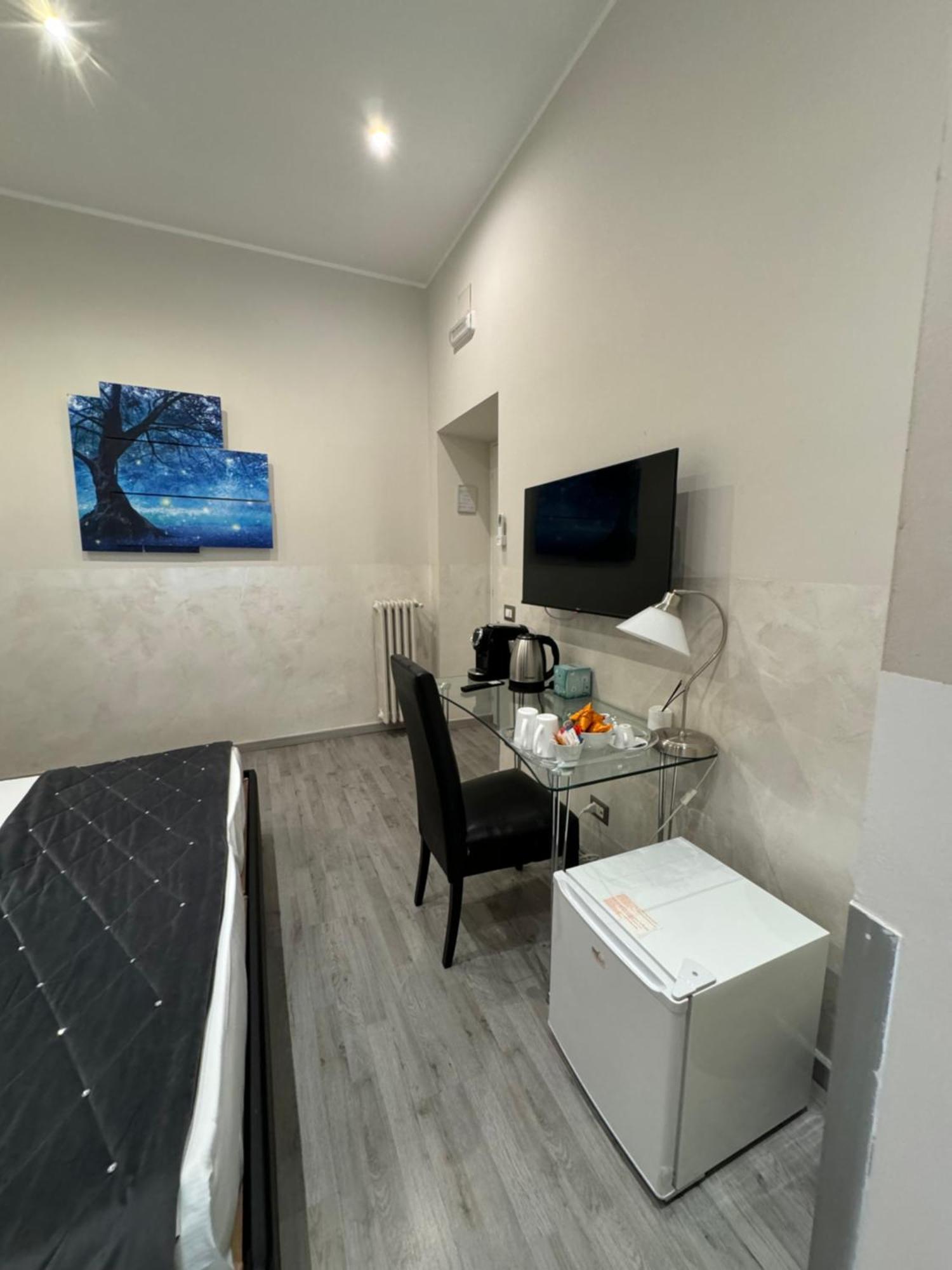 Rhs Rienzo Guest house