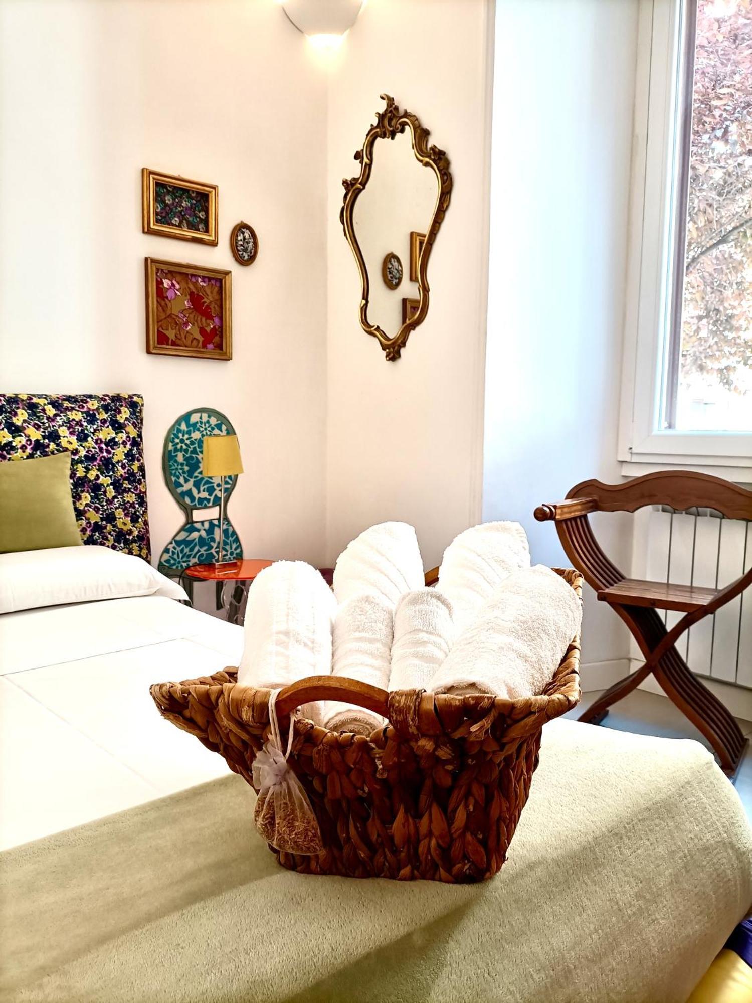 Festina Lente Apartment