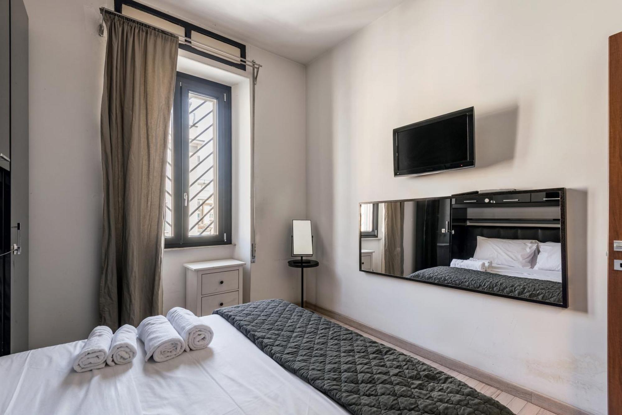Apartment Suitte In San Giovanni Near Basilica - -