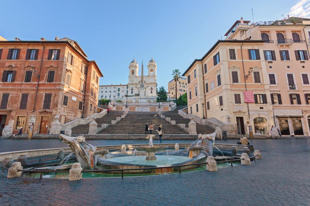 Townhouse By The Spanish Steps Apartment *