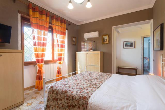 Villa Roma '900 Affitta Camere Guest house