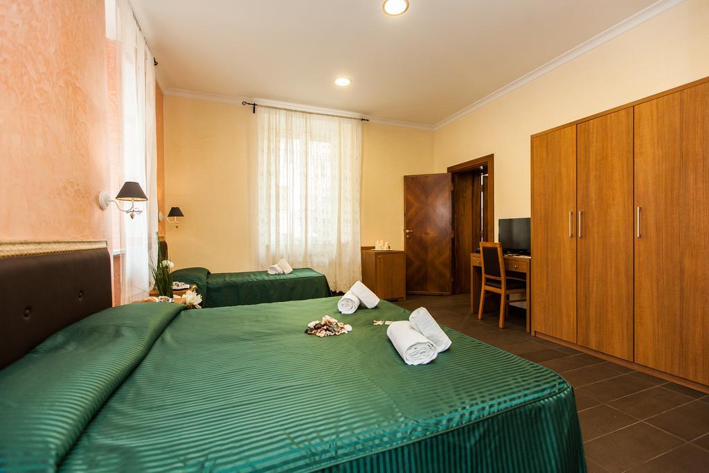 Guest's Heaven 3* Rome