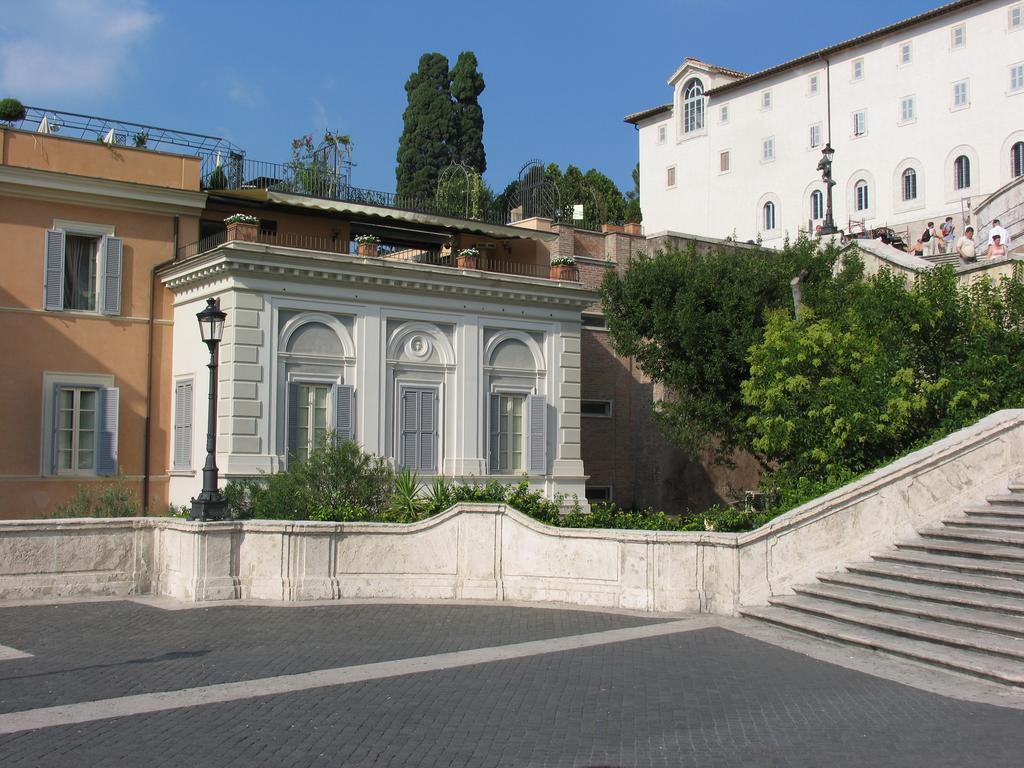 Il Palazzetto 2*