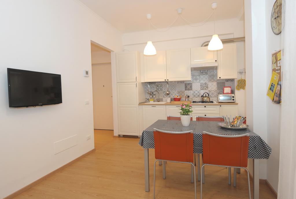 Holiday Home Roma Apartment *