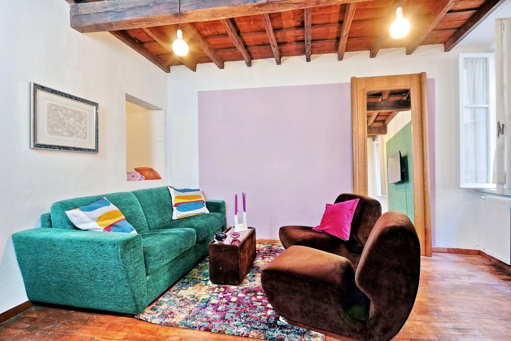 Mariposa Apartment