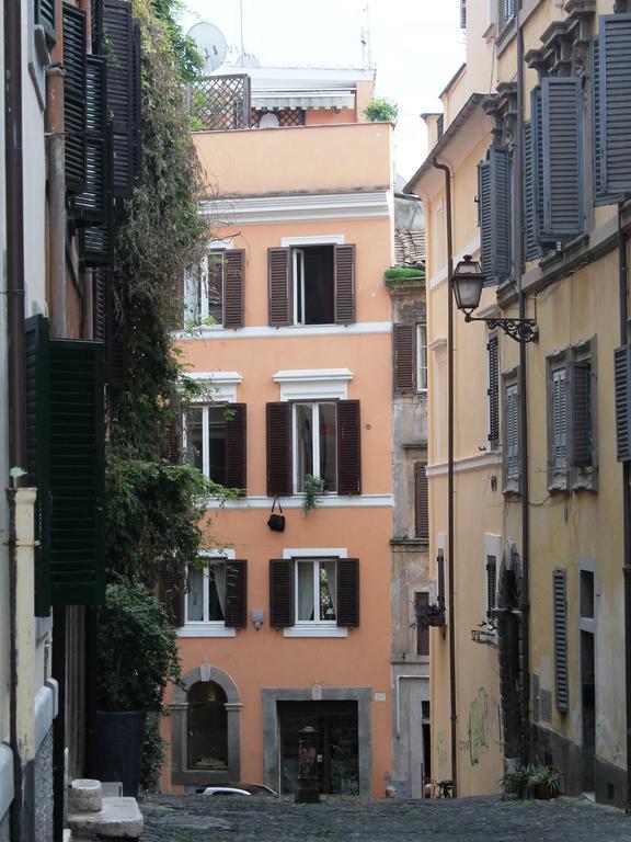 Apartment Hella Ibernesi 23 Fori Imperiali Inn, New Gestion!