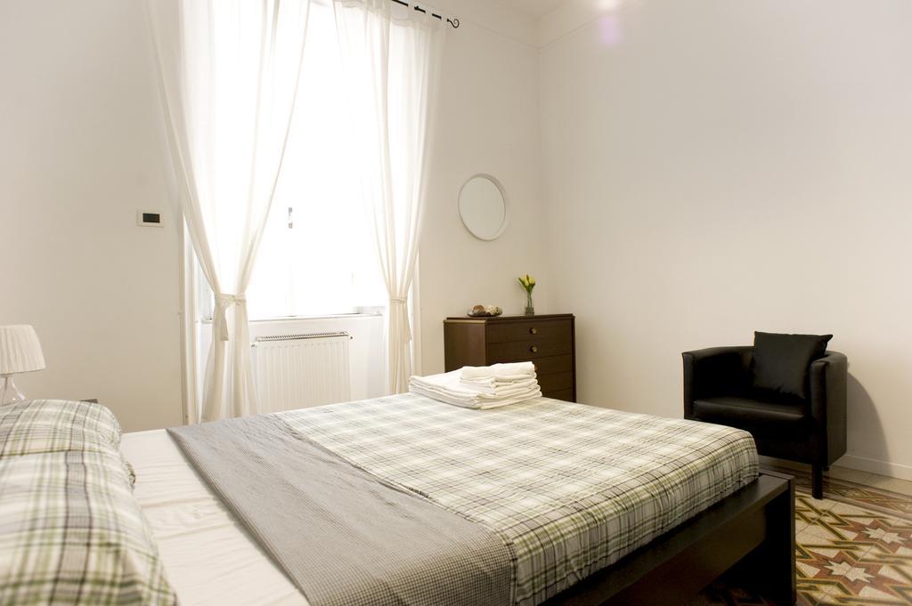 Domus Farnese Apartment *